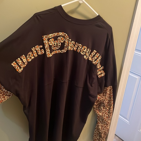Cheetah print Mickey DisneyWorld spirit jersey! - Picture 2 of 3